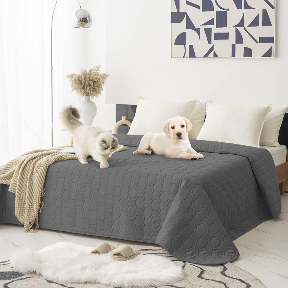 Waterproof and Anti-Slip Dog Bed Cover and Pet Blanket Sofa Pet Bed Mat