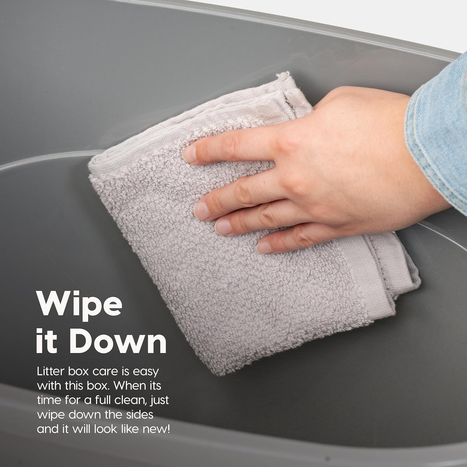 Large Enclosed with Litter Catching Lid and Scoop for dog